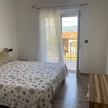 Apartment Gea *