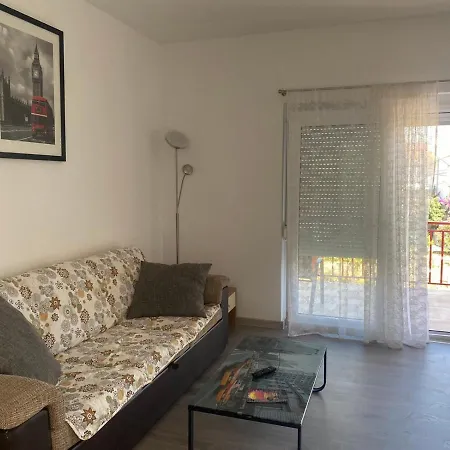 Gea Apartment